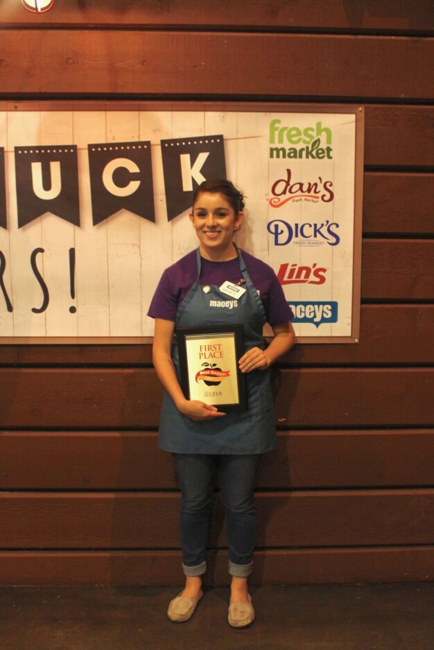Spanish Fork Macey’s employee takes title of Utah’s Best Bagger News